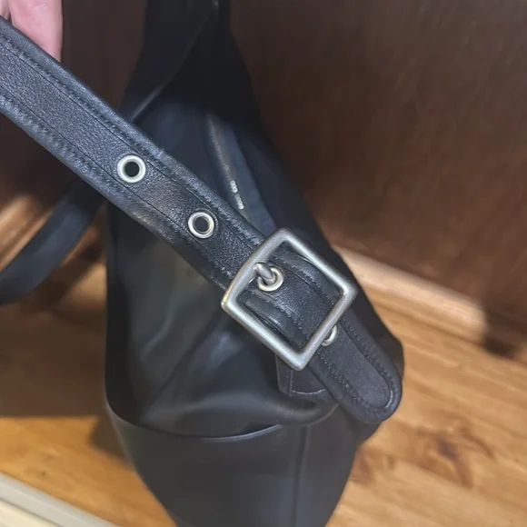 Vintage Coach Legacy Hobo (style 9148) - Picture 4 of 9